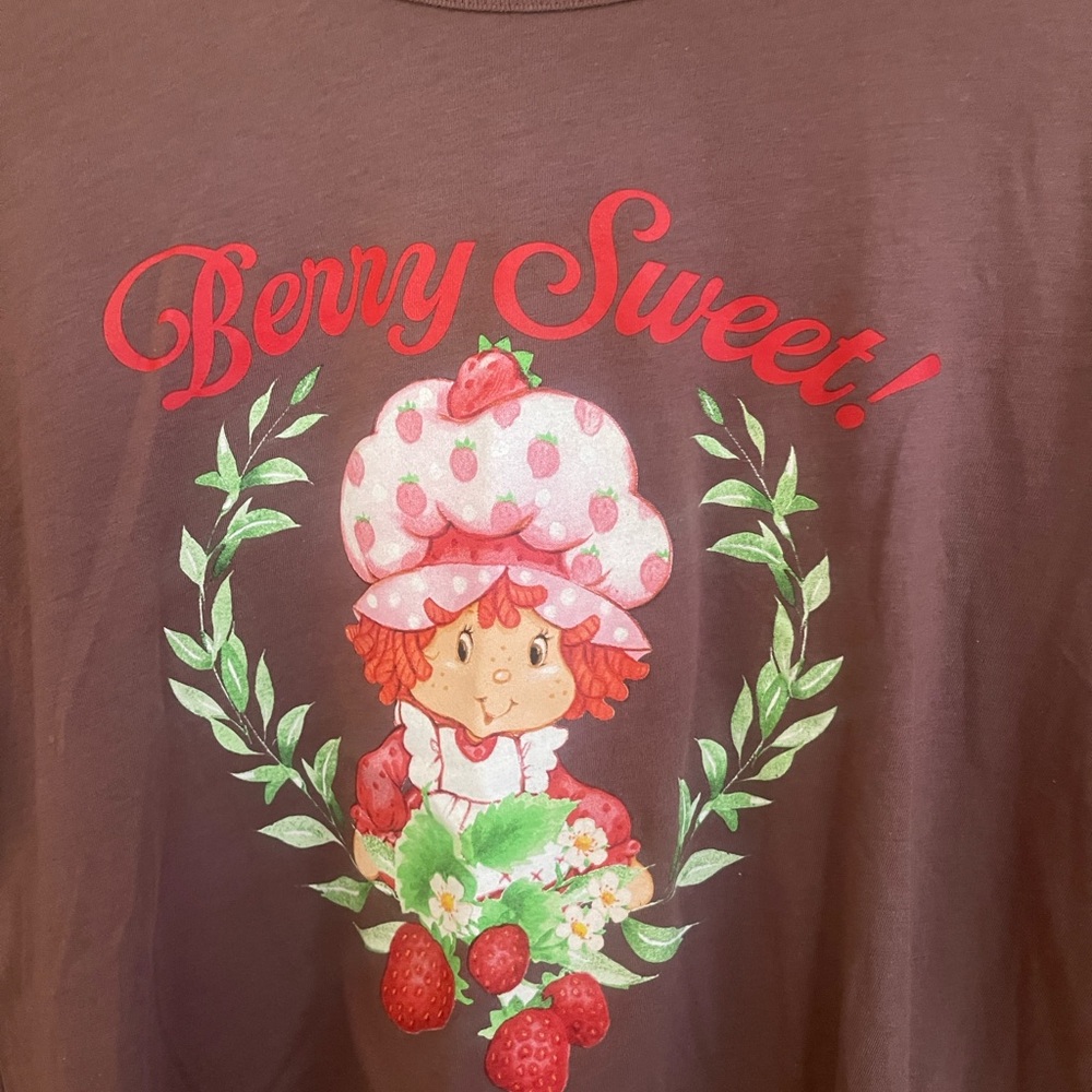 Women's Strawberry Shortcake Berry Sweet Short Sleeve Graphic T-Shirt - Brown XL - Picture 6 of 6